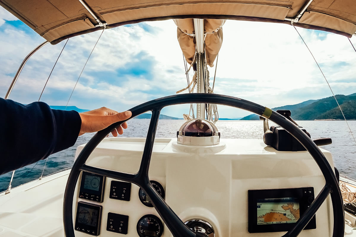 Five Boating Tips Every Beginner Should Know