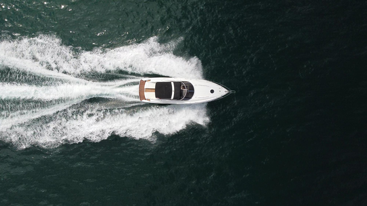 Why Your Next Boat Should Be a Powerboat