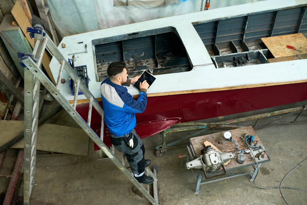 Powerboat Maintenance and Safety Made Simple