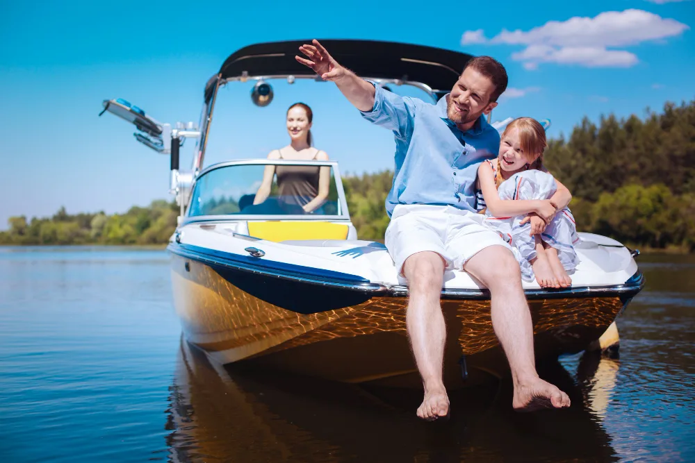 Best Power Boats for Florida Family Lake Days