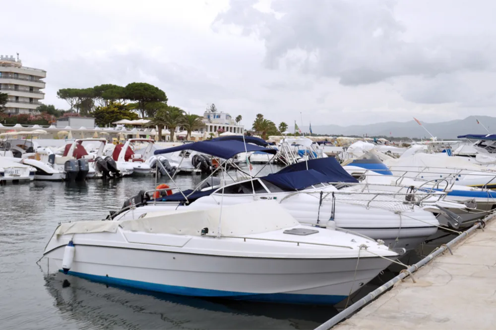 How to Choose the Right Powerboat Company for Your Needs