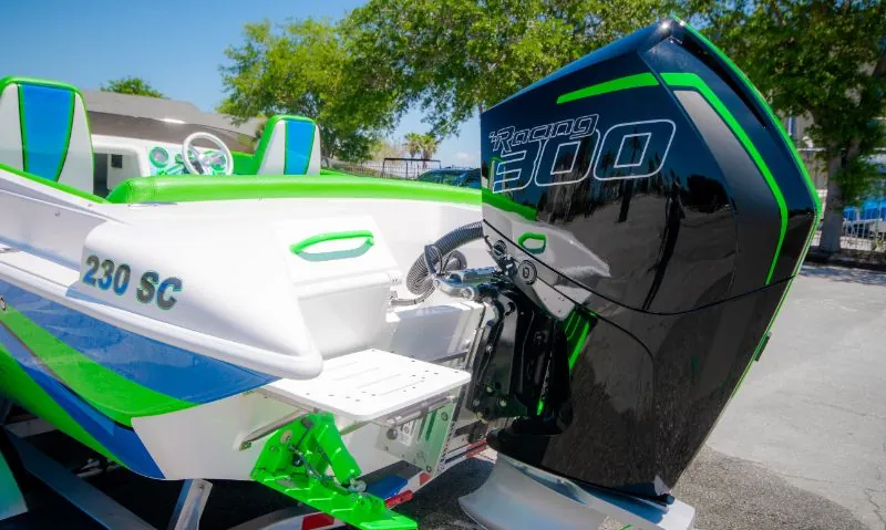 Velocity Powerboats - 230 SC
