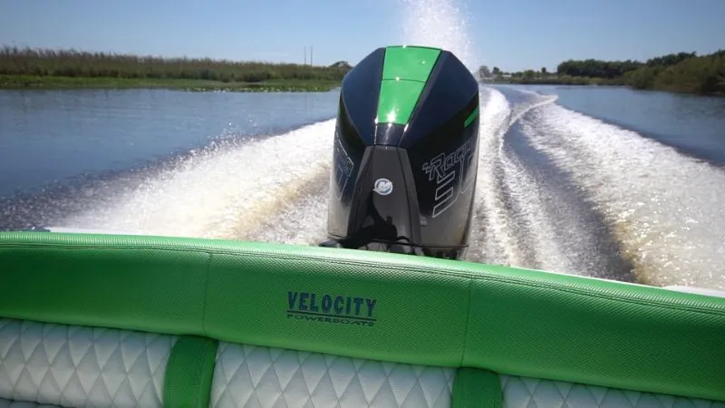 Velocity Powerboats - 230 SC