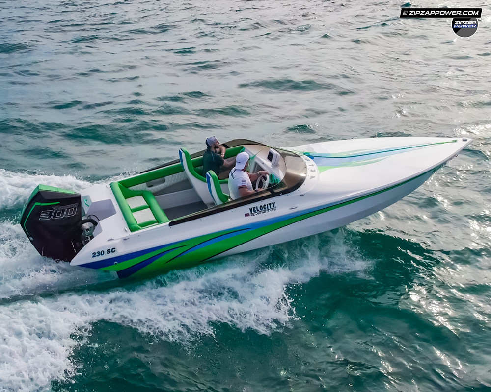 Velocity Powerboats - 230 SC
