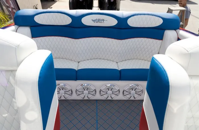 Velocity Powerboats - 260 VR