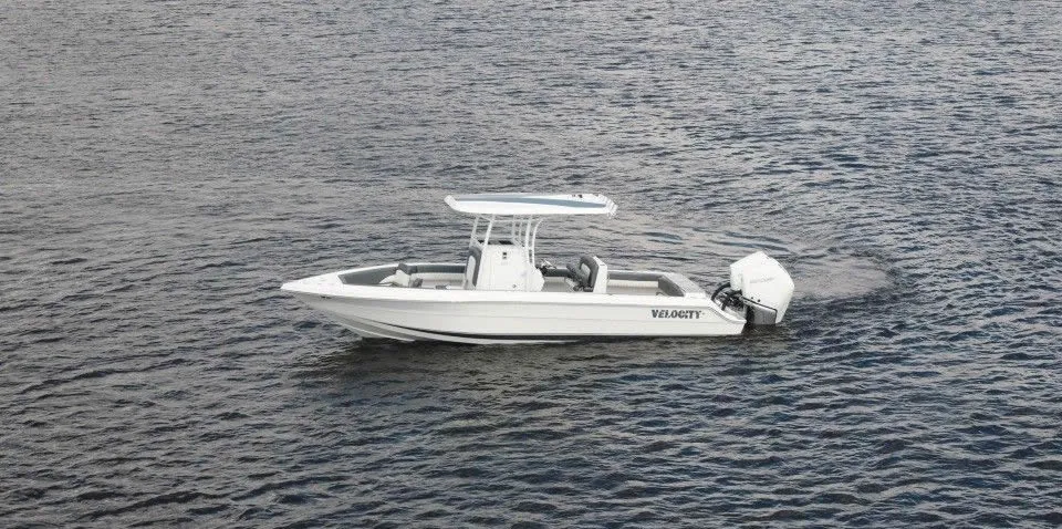 Velocity Powerboats - 262CC