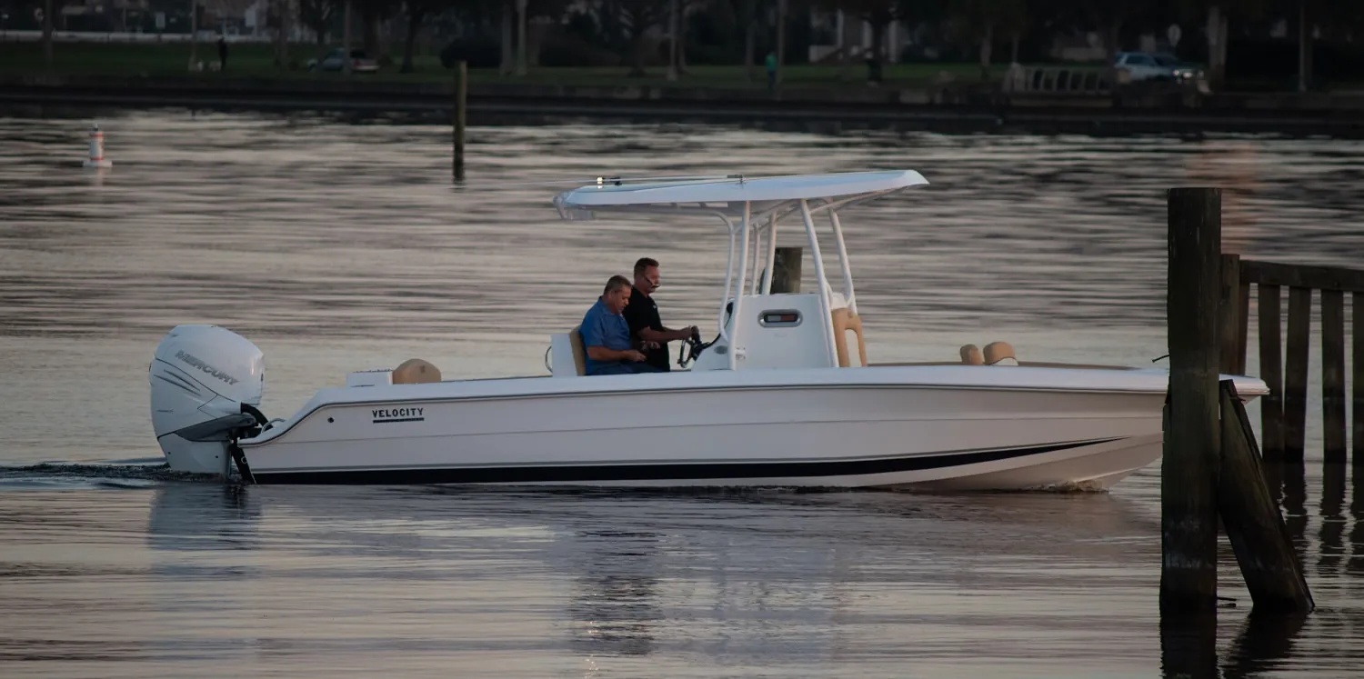 Velocity Powerboats - 262CC
