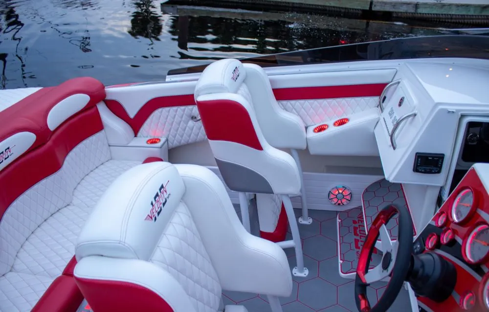 Velocity Powerboats - 290 SC
