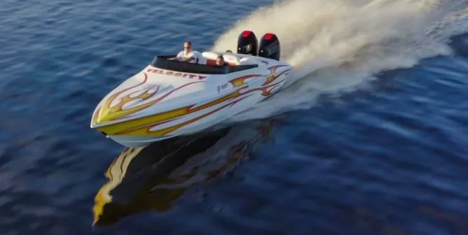 Velocity Powerboats - 290 SC