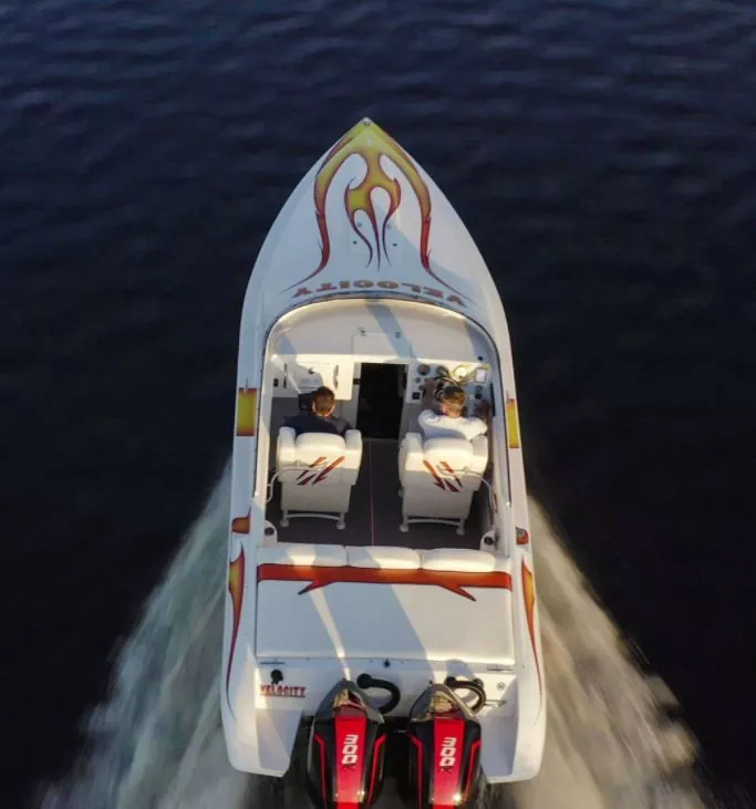 Velocity Powerboats - 290 SC