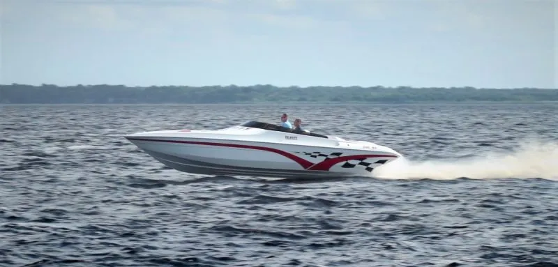 Velocity Powerboats - 290 SC