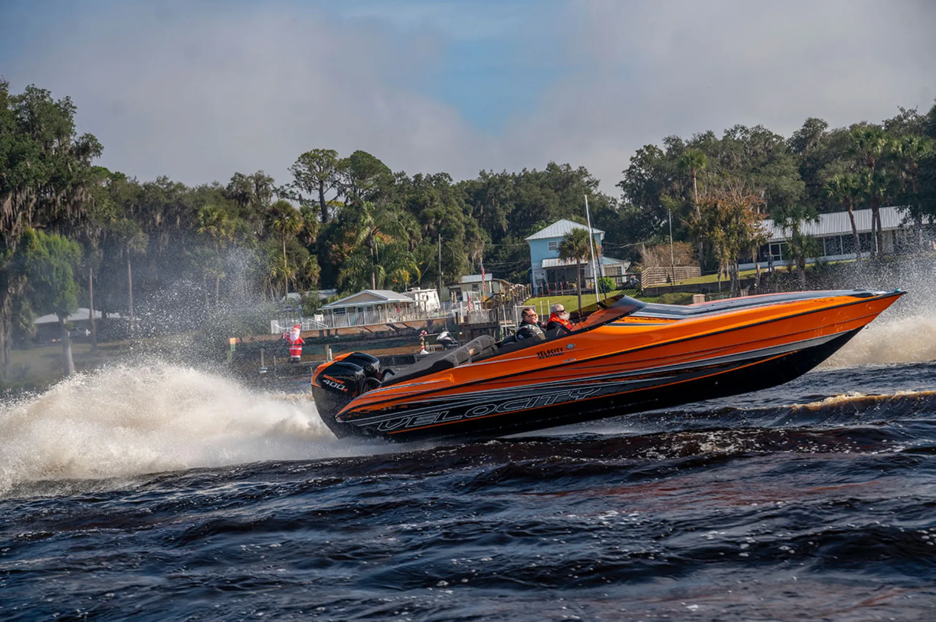 Velocity Powerboats - 290 SC