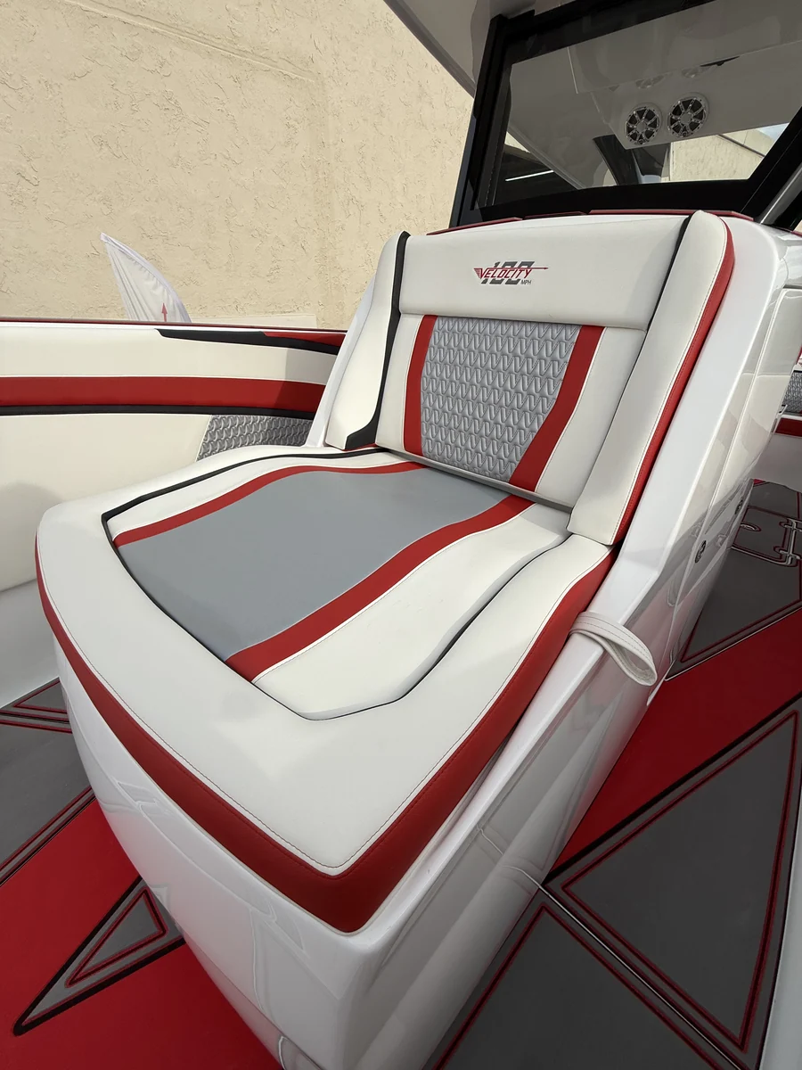 Velocity Powerboats - 330CC