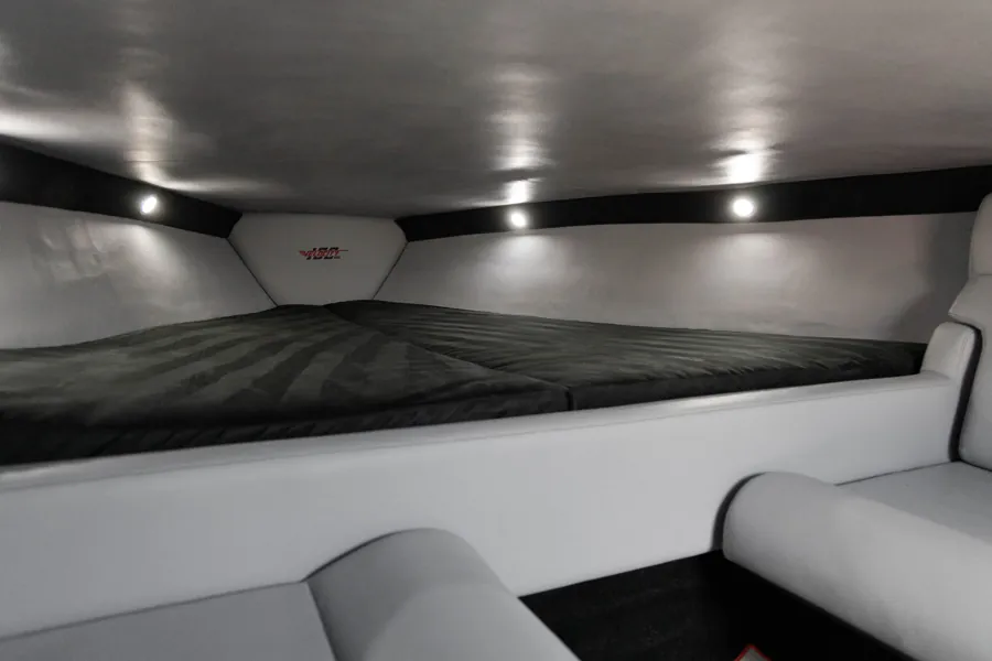 Velocity Powerboats - VR 1
